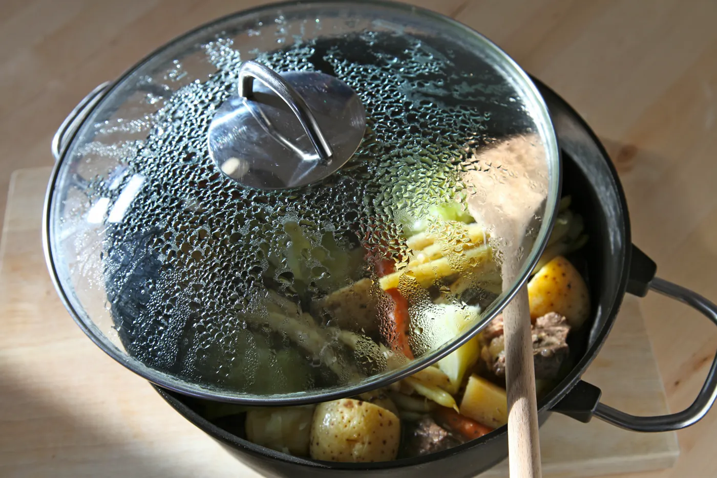 Beef and vegetables slowly cooking